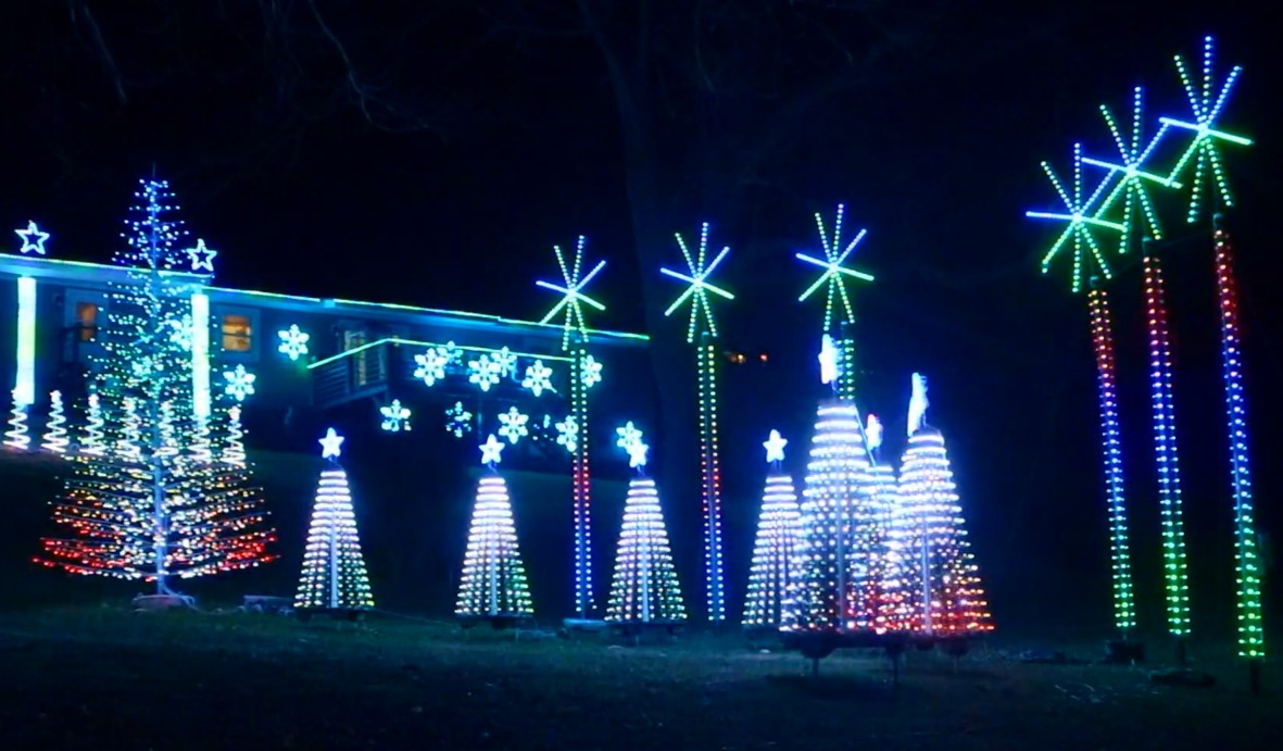 Christmas Lights in Candler North Carolina To Asheville & Beyond