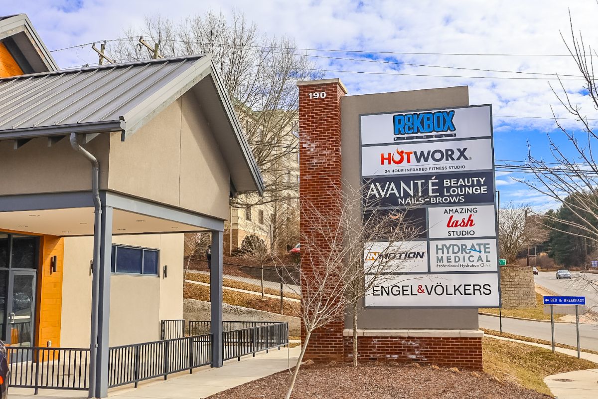 Rockbox-Avante-Hydrate-Asheville-Biltmore-Village