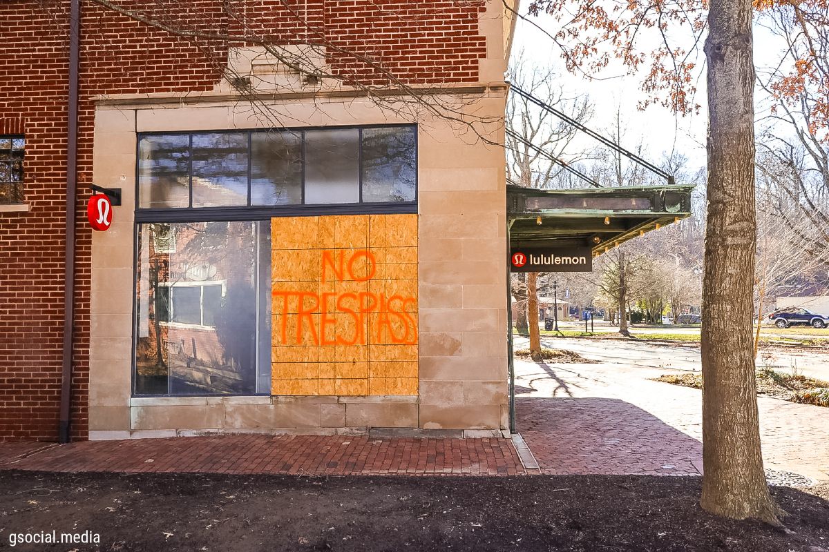 Lululemon-Asheville-NC-Biltmore-Village