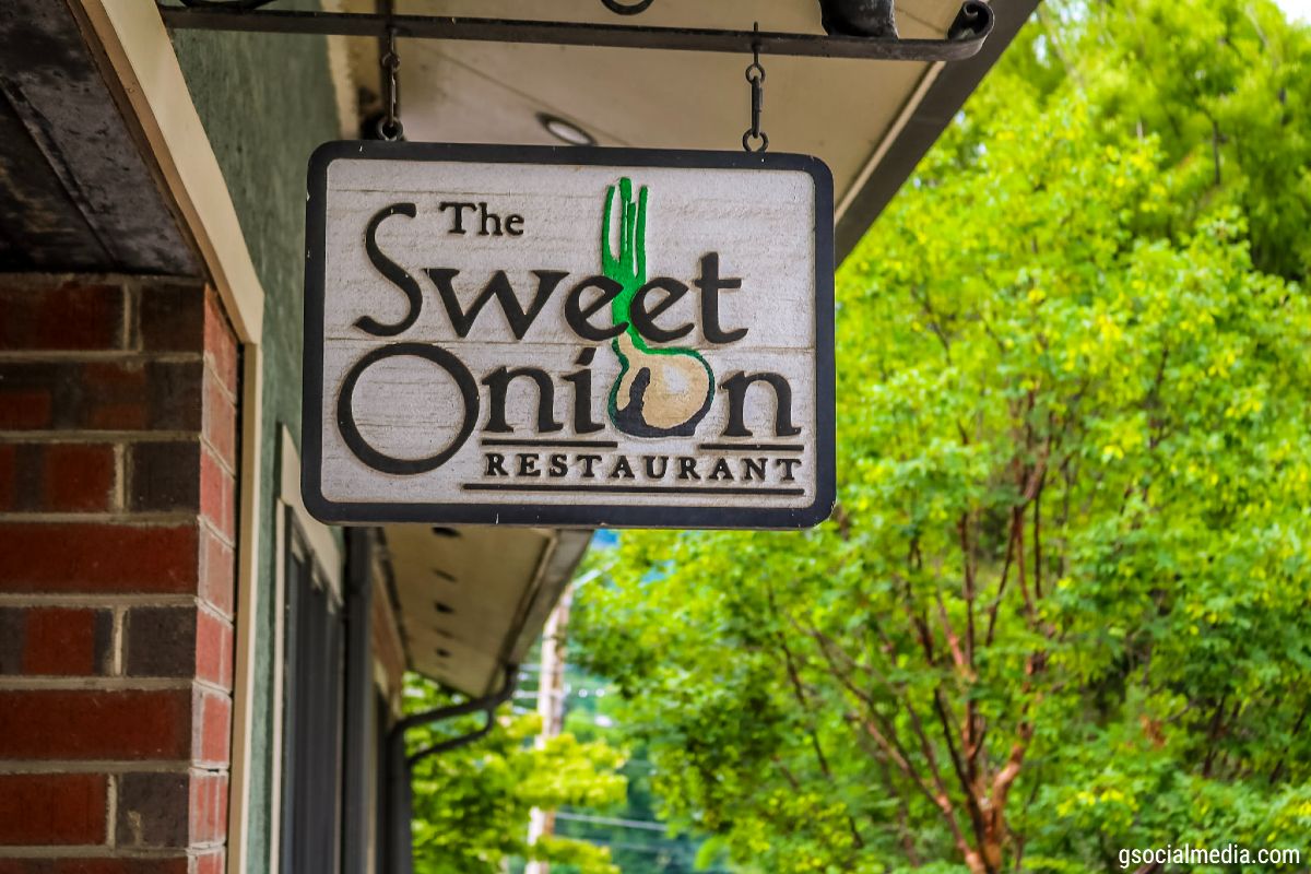 The-Sweet-Onion-Restaurant-Wayneville-NC