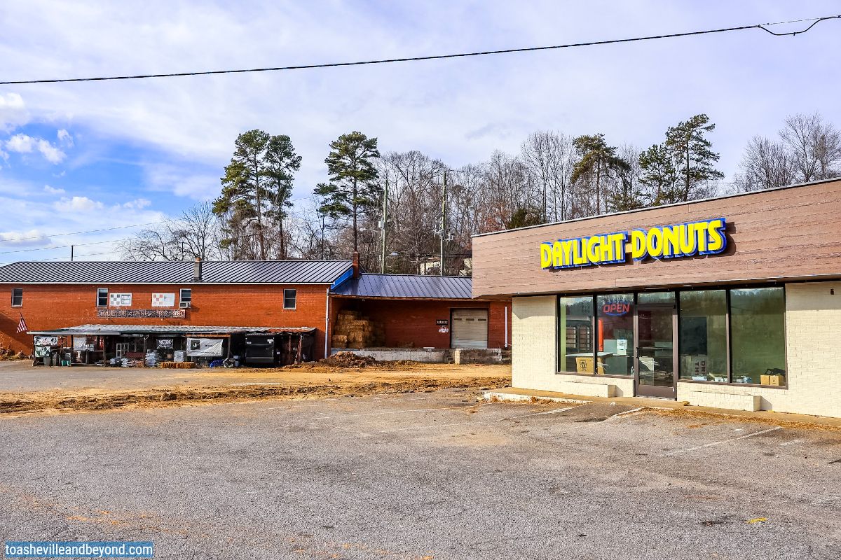 Daylight-Donuts-Western-North-Carolina